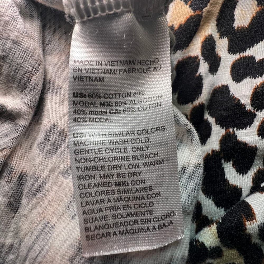 Chicos Leopard Print 3/4 Sleeve Top Ruffle Hem Size 2 L Animal Print 570334495 - Picture 8 of 12